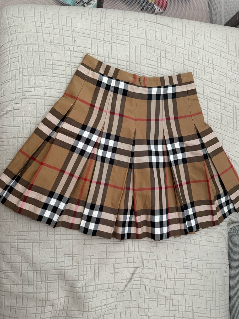 Burberry Tan Plaid A-Line Mini Skirt - Picture 6 of 6